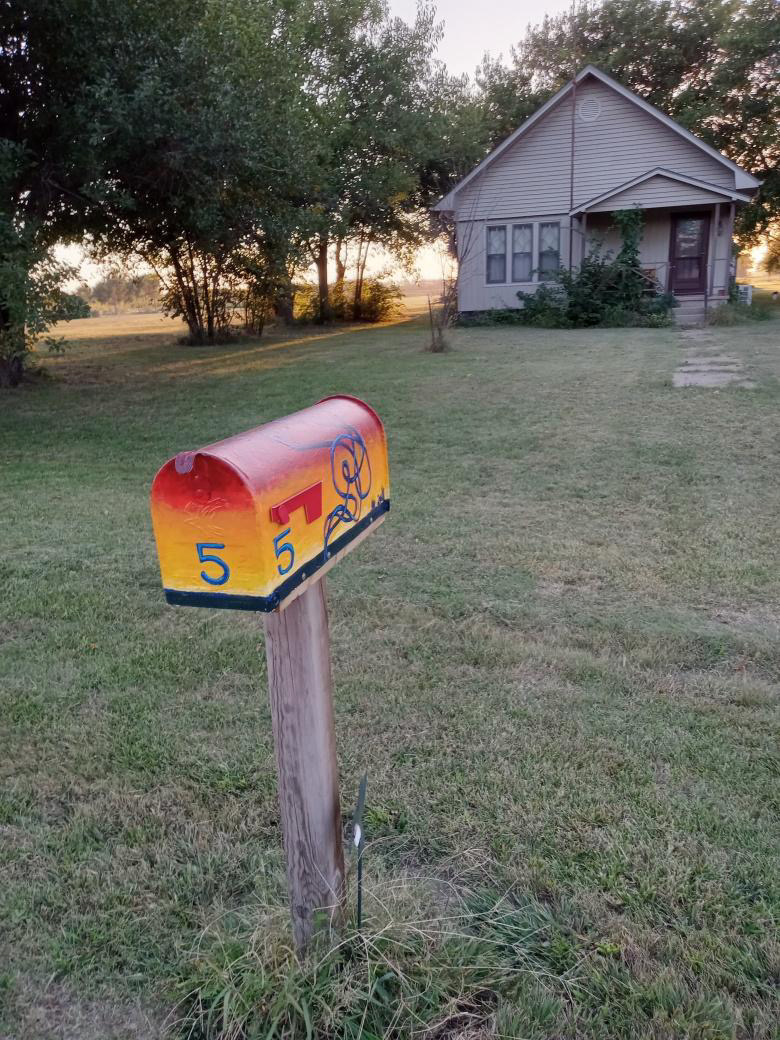 Sunset Mailbox on-site in Kansas